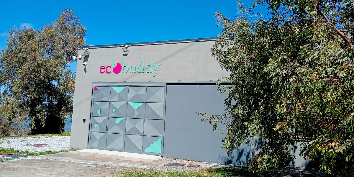Nel Polo Olivettiano di Roccavaldina economia circolare e sviluppo produttivo e sociale. Con le nuove bioplastiche della Fabbrica ecobuddy