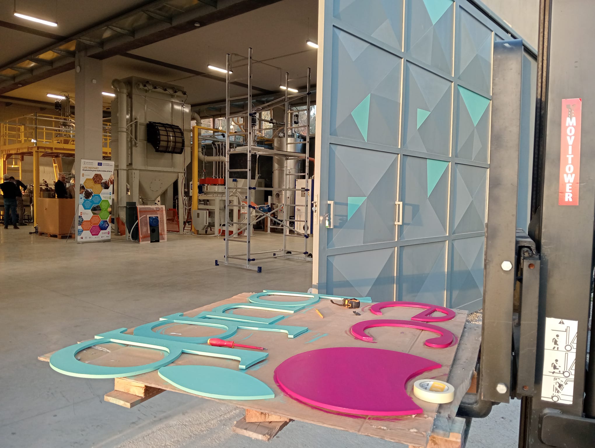 Fabbrica Zero a Roccavaldina: ci siamo. La linea produttiva è in funzione. Ora lo scale up